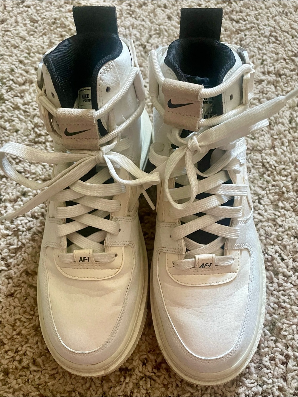 Nike White and Black High-Top AF1 Hi UT 2.0 Sneakers women’s size 8